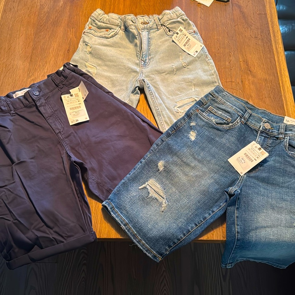 Brand new Zara shorts. Size boys 13–14. Never worn. Tags on all.